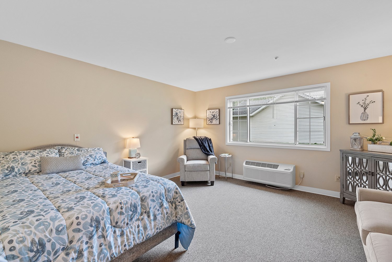 300 ONeil Street-10-1