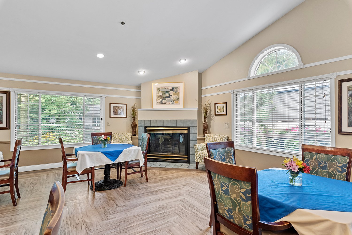 300 ONeil Street-3