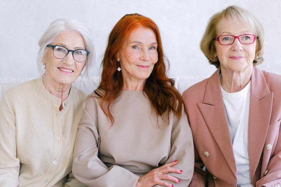 Elegant Fashion Essentials for the Elderly
